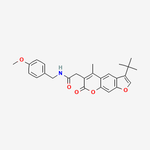 molecular formula C26H27NO5 B11386678 2-(3-tert-butyl-5-methyl-7-oxo-7H-furo[3,2-g]chromen-6-yl)-N-(4-methoxybenzyl)acetamide 