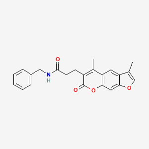 molecular formula C23H21NO4 B11388302 N-benzyl-3-(3,5-dimethyl-7-oxo-7H-furo[3,2-g]chromen-6-yl)propanamide 