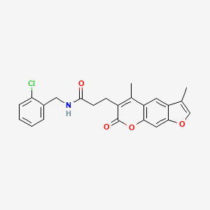 molecular formula C23H20ClNO4 B11388339 N-(2-chlorobenzyl)-3-(3,5-dimethyl-7-oxo-7H-furo[3,2-g]chromen-6-yl)propanamide 