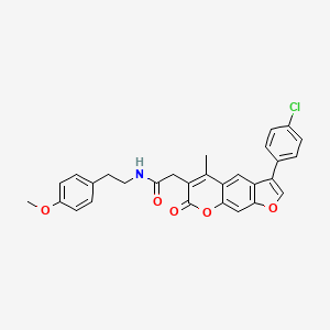 2-[3-(4-chlorophenyl)-5-methyl-7-oxo-7H-furo[3,2-g]chromen-6-yl]-N-[2-(4-methoxyphenyl)ethyl]acetamide