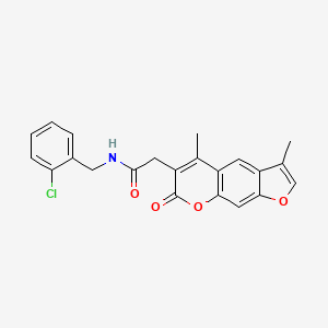 N-(2-chlorobenzyl)-2-(3,5-dimethyl-7-oxo-7H-furo[3,2-g]chromen-6-yl)acetamide