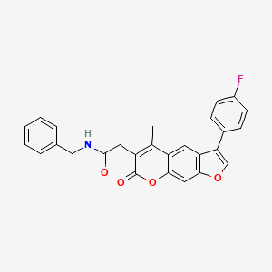 molecular formula C27H20FNO4 B11390043 N-benzyl-2-[3-(4-fluorophenyl)-5-methyl-7-oxo-7H-furo[3,2-g]chromen-6-yl]acetamide 