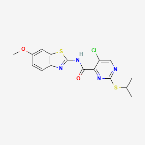 molecular formula C16H15ClN4O2S2 B11390440 5-chloro-N-(6-methoxy-1,3-benzothiazol-2-yl)-2-(propan-2-ylsulfanyl)pyrimidine-4-carboxamide 