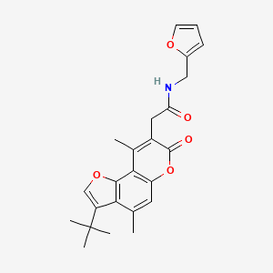 2-(3-tert-butyl-4,9-dimethyl-7-oxo-7H-furo[2,3-f]chromen-8-yl)-N-(furan-2-ylmethyl)acetamide