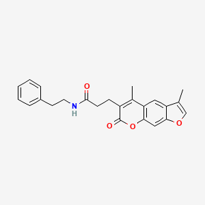 3-(3,5-dimethyl-7-oxo-7H-furo[3,2-g]chromen-6-yl)-N-(2-phenylethyl)propanamide