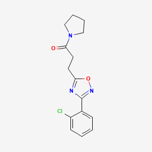 3-[3-(2-Chlorophenyl)-1,2,4-oxadiazol-5-yl]-1-(pyrrolidin-1-yl)propan-1-one