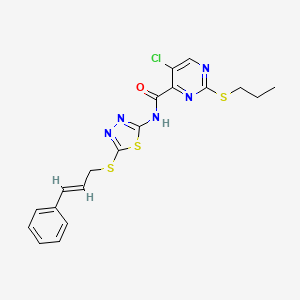 5-chloro-N-(5-{[(2E)-3-phenylprop-2-en-1-yl]sulfanyl}-1,3,4-thiadiazol-2-yl)-2-(propylsulfanyl)pyrimidine-4-carboxamide