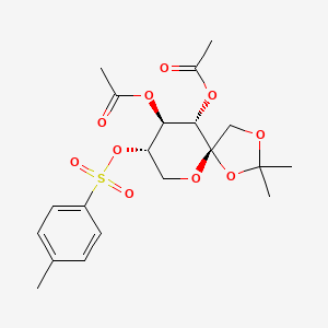 molecular formula C₂₀H₂₆O₁₀S B1140058 3,4-Di-O-acetyl-1,2-O-isopropylidene-5-O-p-toluenesulfonyl-a-L-sorbopyranose CAS No. 53821-66-2
