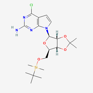 molecular formula C₂₀H₃₁ClN₄O₄Si B1140652 7-[(3Ar,4R,6R,6aR)-6-[[tert-butyl(dimethyl)silyl]oxymethyl]-2,2-dimethyl-3a,4,6,6a-tetrahydrofuro[3,4-d][1,3]dioxol-4-yl]-4-chloropyrrolo[2,3-d]pyrimidin-2-amine CAS No. 115479-40-8