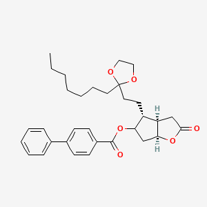 molecular formula C₃₂H₄₀O₆ B1141023 (3aR,4R,5R,6aS)-4-[3-(Ethyleneketal)decanyl]hexahydro-5-hydroxy-2H-cyclopenta[b]furan-2-one 5-(4-Phenylbenzoate) CAS No. 120396-31-8