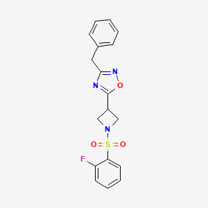 molecular formula C18H16FN3O3S B11410734 3-Benzyl-5-[1-(2-fluorobenzenesulfonyl)azetidin-3-YL]-1,2,4-oxadiazole 