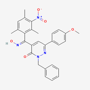 2-benzyl-4-[(E)-(hydroxyimino)(2,4,6-trimethyl-3-nitrophenyl)methyl]-6-(4-methoxyphenyl)pyridazin-3(2H)-one