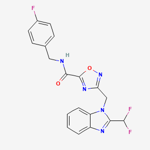 molecular formula C19H14F3N5O2 B11470708 3-{[2-(difluoromethyl)-1H-benzimidazol-1-yl]methyl}-N-(4-fluorobenzyl)-1,2,4-oxadiazole-5-carboxamide 