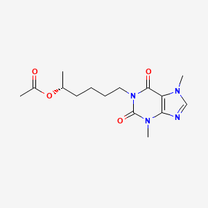 B1147356 [(2R)-6-(3,7-dimethyl-2,6-dioxopurin-1-yl)hexan-2-yl] acetate CAS No. 174455-55-1