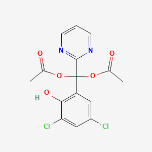 molecular formula C15H12Cl2N2O5 B11474705 (3,5-Dichloro-2-hydroxyphenyl)(pyrimidin-2-yl)methanediyl diacetate 