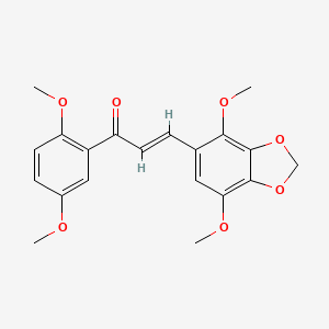 (2E)-3-(4,7-dimethoxy-1,3-benzodioxol-5-yl)-1-(2,5-dimethoxyphenyl)prop-2-en-1-one