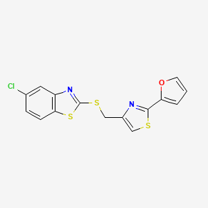 5-Chloro-2-({[2-(furan-2-yl)-1,3-thiazol-4-yl]methyl}sulfanyl)-1,3-benzothiazole