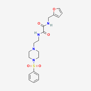 molecular formula C19H24N4O5S B11507543 N-(furan-2-ylmethyl)-N'-{2-[4-(phenylsulfonyl)piperazin-1-yl]ethyl}ethanediamide 