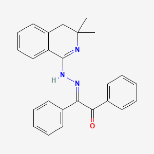 (2E)-2-[(3,3-dimethyl-4H-isoquinolin-1-yl)hydrazinylidene]-1,2-diphenylethanone