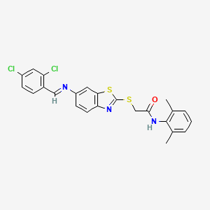 2-[(6-{[(E)-(2,4-dichlorophenyl)methylidene]amino}-1,3-benzothiazol-2-yl)sulfanyl]-N-(2,6-dimethylphenyl)acetamide