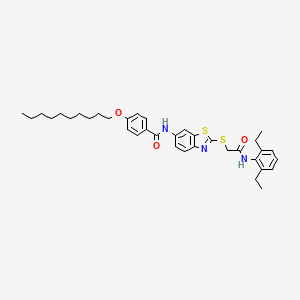 4-(decyloxy)-N-[2-({2-[(2,6-diethylphenyl)amino]-2-oxoethyl}sulfanyl)-1,3-benzothiazol-6-yl]benzamide