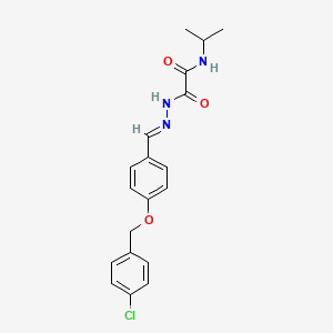 molecular formula C19H20ClN3O3 B11558616 2-[(2E)-2-{4-[(4-chlorobenzyl)oxy]benzylidene}hydrazinyl]-2-oxo-N-(propan-2-yl)acetamide 