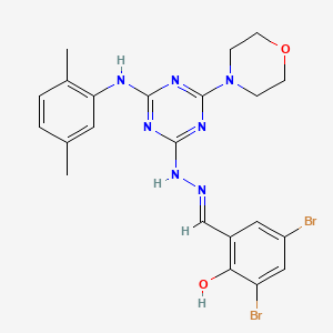 2,4-dibromo-6-[(E)-(2-{4-[(2,5-dimethylphenyl)amino]-6-(morpholin-4-yl)-1,3,5-triazin-2-yl}hydrazinylidene)methyl]phenol