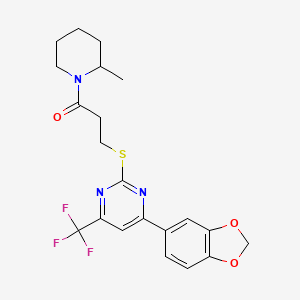 3-{[4-(1,3-Benzodioxol-5-yl)-6-(trifluoromethyl)pyrimidin-2-yl]sulfanyl}-1-(2-methylpiperidin-1-yl)propan-1-one