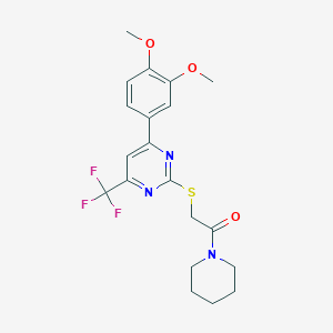 2-{[4-(3,4-Dimethoxyphenyl)-6-(trifluoromethyl)pyrimidin-2-yl]sulfanyl}-1-(piperidin-1-yl)ethanone