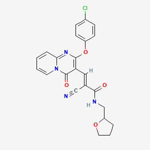 (2E)-3-[2-(4-chlorophenoxy)-4-oxo-4H-pyrido[1,2-a]pyrimidin-3-yl]-2-cyano-N-(tetrahydrofuran-2-ylmethyl)prop-2-enamide