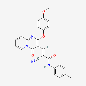 (2E)-2-cyano-3-[2-(4-methoxyphenoxy)-4-oxo-4H-pyrido[1,2-a]pyrimidin-3-yl]-N-(4-methylphenyl)prop-2-enamide