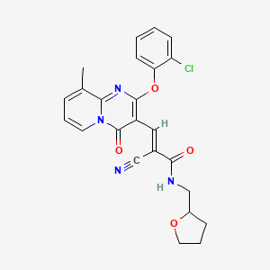 (2E)-3-[2-(2-chlorophenoxy)-9-methyl-4-oxo-4H-pyrido[1,2-a]pyrimidin-3-yl]-2-cyano-N-(tetrahydrofuran-2-ylmethyl)prop-2-enamide