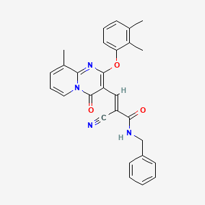 (2E)-N-benzyl-2-cyano-3-[2-(2,3-dimethylphenoxy)-9-methyl-4-oxo-4H-pyrido[1,2-a]pyrimidin-3-yl]prop-2-enamide