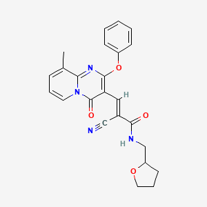 (2E)-2-cyano-3-(9-methyl-4-oxo-2-phenoxy-4H-pyrido[1,2-a]pyrimidin-3-yl)-N-(tetrahydrofuran-2-ylmethyl)prop-2-enamide