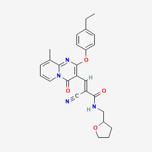 (2E)-2-cyano-3-[2-(4-ethylphenoxy)-9-methyl-4-oxo-4H-pyrido[1,2-a]pyrimidin-3-yl]-N-(tetrahydrofuran-2-ylmethyl)prop-2-enamide