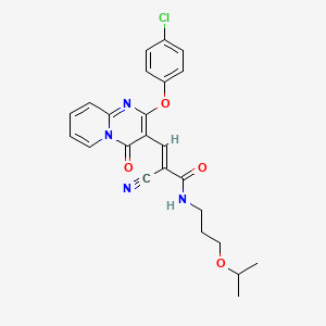 (2E)-3-[2-(4-chlorophenoxy)-4-oxo-4H-pyrido[1,2-a]pyrimidin-3-yl]-2-cyano-N-[3-(propan-2-yloxy)propyl]prop-2-enamide