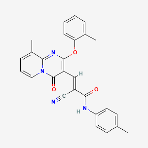 (2E)-2-cyano-3-[9-methyl-2-(2-methylphenoxy)-4-oxo-4H-pyrido[1,2-a]pyrimidin-3-yl]-N-(4-methylphenyl)prop-2-enamide