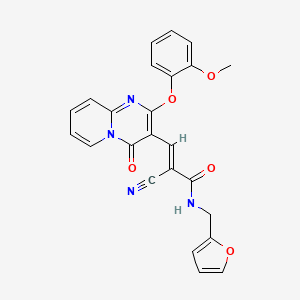 (2E)-2-cyano-N-(furan-2-ylmethyl)-3-[2-(2-methoxyphenoxy)-4-oxo-4H-pyrido[1,2-a]pyrimidin-3-yl]prop-2-enamide