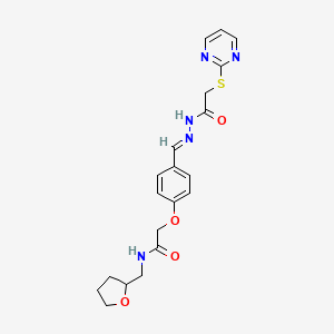 2-{4-[(E)-{2-[(pyrimidin-2-ylsulfanyl)acetyl]hydrazinylidene}methyl]phenoxy}-N-(tetrahydrofuran-2-ylmethyl)acetamide