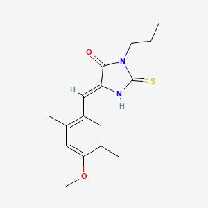 (5Z)-5-[(4-methoxy-2,5-dimethylphenyl)methylidene]-3-propyl-2-sulfanylideneimidazolidin-4-one