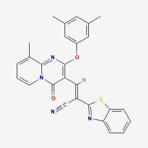 (2E)-2-(1,3-benzothiazol-2-yl)-3-[2-(3,5-dimethylphenoxy)-9-methyl-4-oxo-4H-pyrido[1,2-a]pyrimidin-3-yl]prop-2-enenitrile