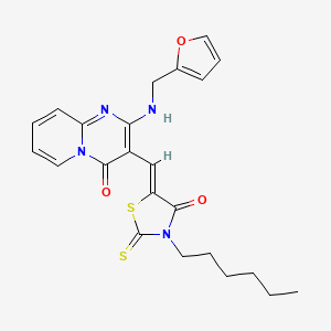 2-[(2-furylmethyl)amino]-3-[(Z)-(3-hexyl-4-oxo-2-thioxo-1,3-thiazolidin-5-ylidene)methyl]-4H-pyrido[1,2-a]pyrimidin-4-one