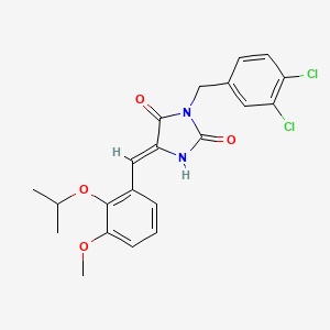 (5Z)-3-(3,4-dichlorobenzyl)-5-[3-methoxy-2-(propan-2-yloxy)benzylidene]imidazolidine-2,4-dione