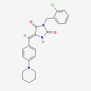 molecular formula C22H22ClN3O2 B11609055 (5Z)-3-(2-chlorobenzyl)-5-[4-(piperidin-1-yl)benzylidene]imidazolidine-2,4-dione 