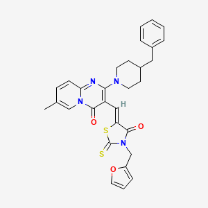 2-(4-benzylpiperidin-1-yl)-3-{(Z)-[3-(furan-2-ylmethyl)-4-oxo-2-thioxo-1,3-thiazolidin-5-ylidene]methyl}-7-methyl-4H-pyrido[1,2-a]pyrimidin-4-one