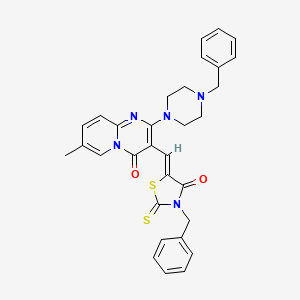 3-[(Z)-(3-benzyl-4-oxo-2-thioxo-1,3-thiazolidin-5-ylidene)methyl]-2-(4-benzylpiperazin-1-yl)-7-methyl-4H-pyrido[1,2-a]pyrimidin-4-one