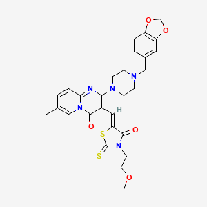 2-[4-(1,3-benzodioxol-5-ylmethyl)piperazin-1-yl]-3-{(Z)-[3-(2-methoxyethyl)-4-oxo-2-thioxo-1,3-thiazolidin-5-ylidene]methyl}-7-methyl-4H-pyrido[1,2-a]pyrimidin-4-one