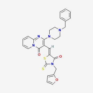 2-(4-Benzyl-1-piperazinyl)-3-{(Z)-[3-(2-furylmethyl)-4-oxo-2-thioxo-1,3-thiazolidin-5-ylidene]methyl}-4H-pyrido[1,2-A]pyrimidin-4-one