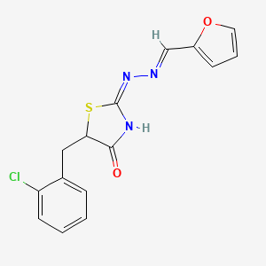 (2E)-5-(2-chlorobenzyl)-2-[(2E)-(furan-2-ylmethylidene)hydrazinylidene]-1,3-thiazolidin-4-one