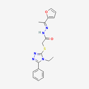 2-[(4-ethyl-5-phenyl-4H-1,2,4-triazol-3-yl)sulfanyl]-N'-[(1E)-1-(furan-2-yl)ethylidene]acetohydrazide